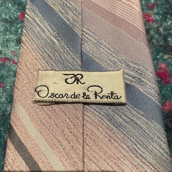 Oscar de la Renta Pastel Pink Baby Blue Striped Tie - Picture 4 of 7